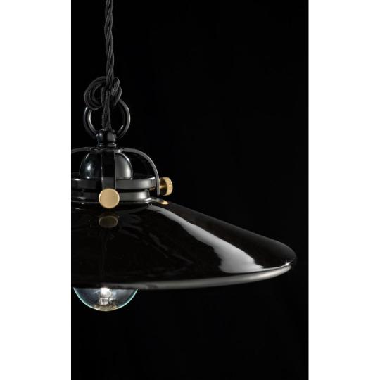 fekete sotet mediterran fuggesztek lampa kezzel festett porcelan etkezo nappali konyha vilagitas rusztikus vintage feher paraszthaz felujitas lampak lameridiana ferroluce budapest lakberendezesi aruhaz.jpg